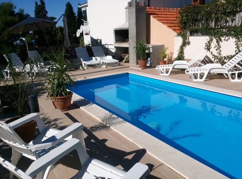 Natali - Heating Pool *