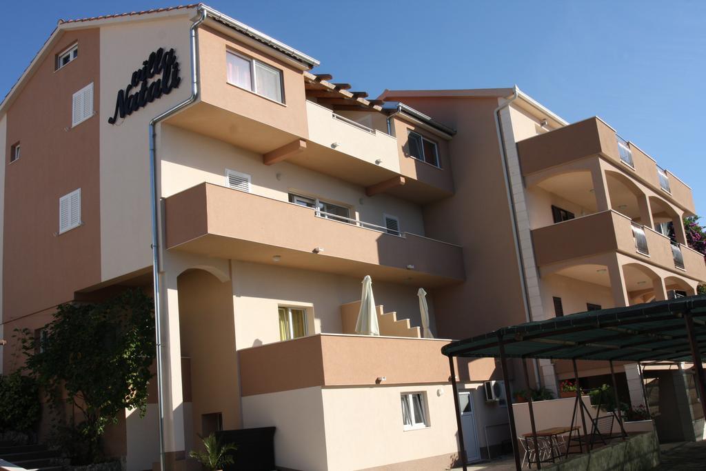 Natali - Heating Pool Apartment Trogir
