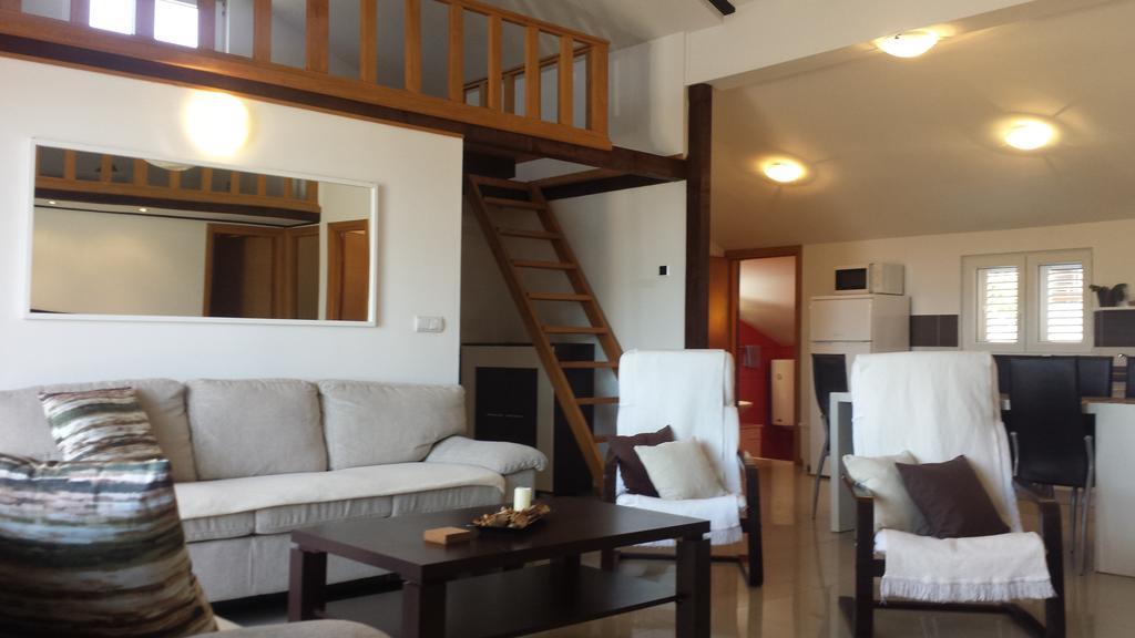 Apartment Natali - Heating Pool *
