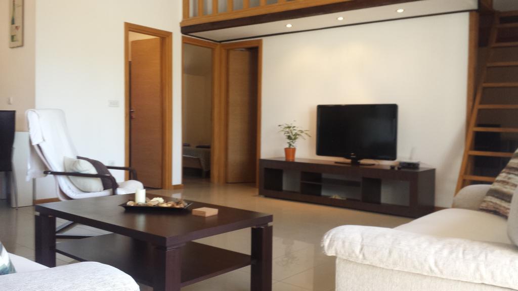 Natali - Heating Pool Apartment *