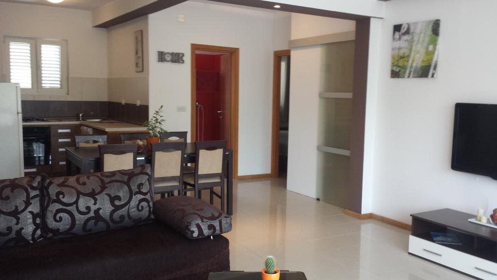 Apartment Natali - Heating Pool Trogir